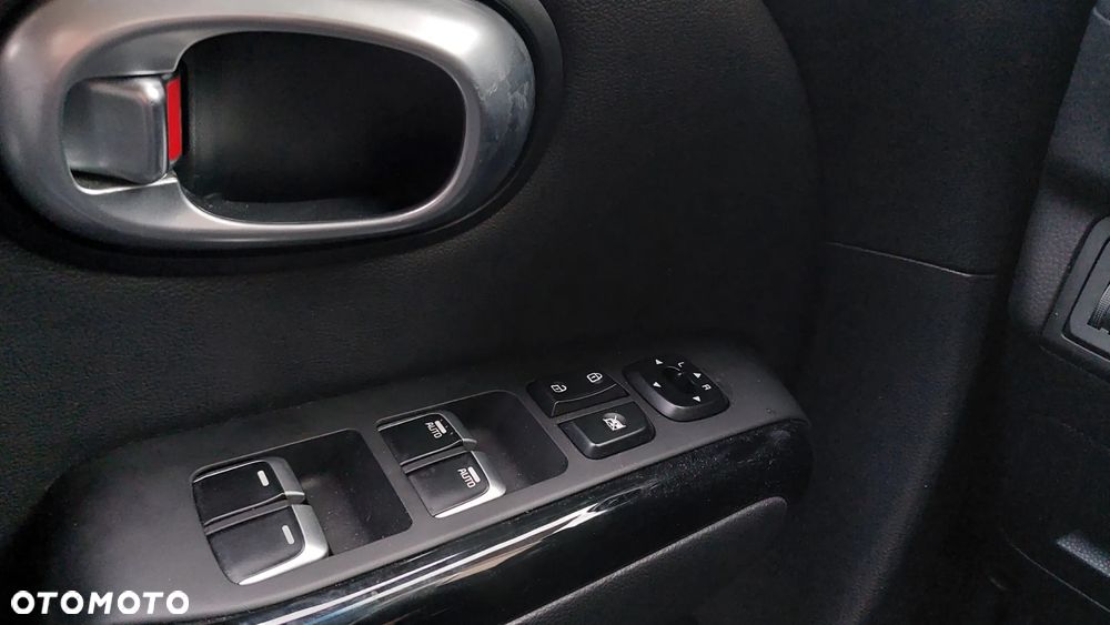 Kia Soul 1.6 CRDI Automatik Dream-Team Edition - 24