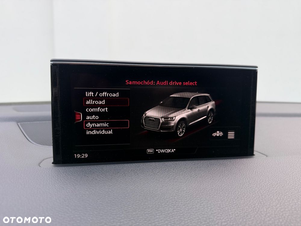 Audi Q7 3.0 TDI ultra Quattro Tiptronic - 28
