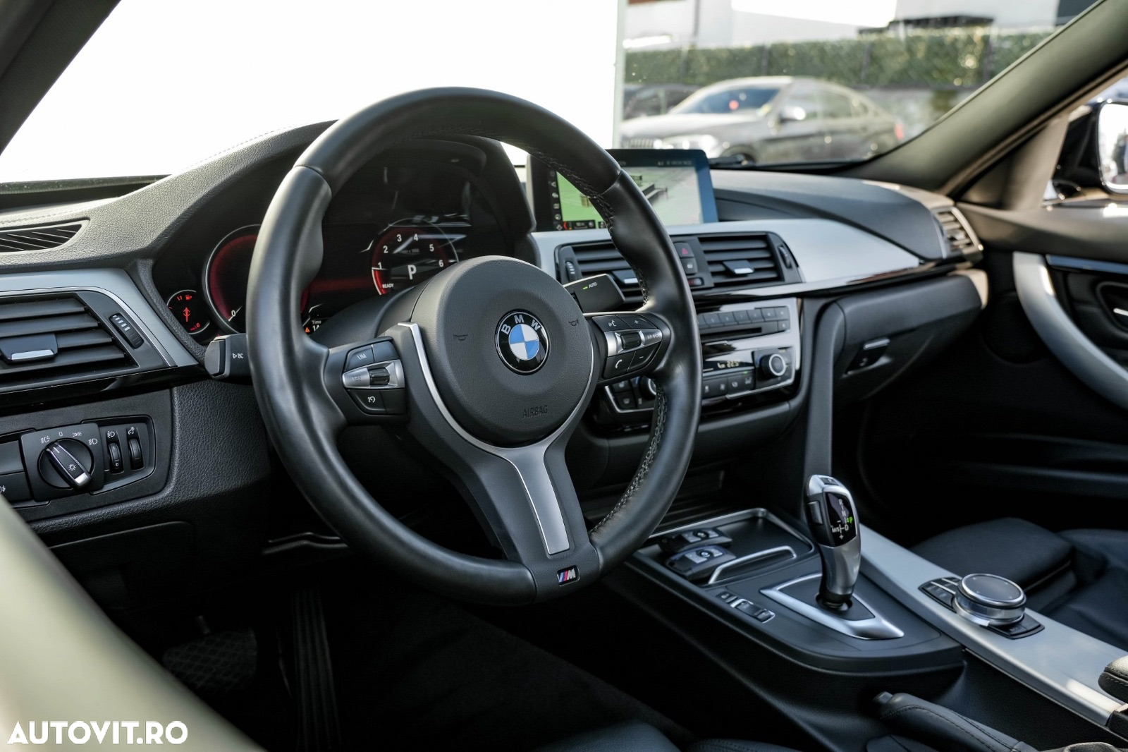 BMW Seria 3 318i Aut. M Sport - 8
