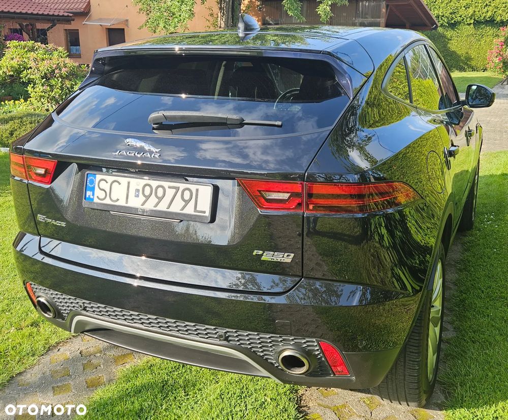 Jaguar E-Pace 2.0 i4P AWD SE - 13