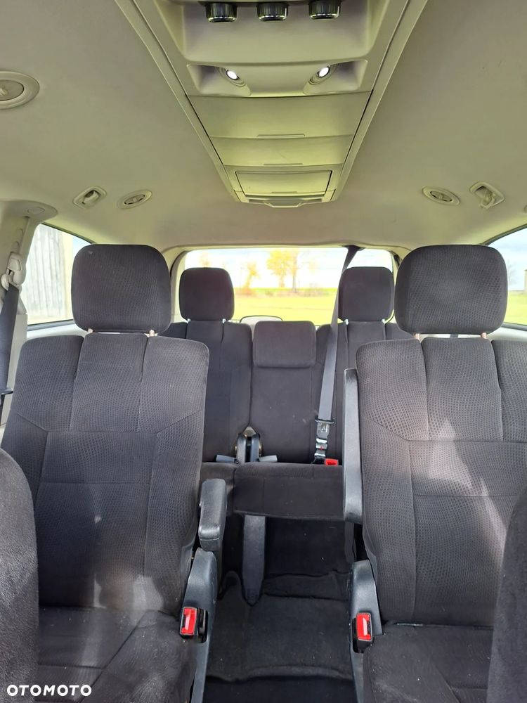 Chrysler Town & Country 3.6 Touring - 8