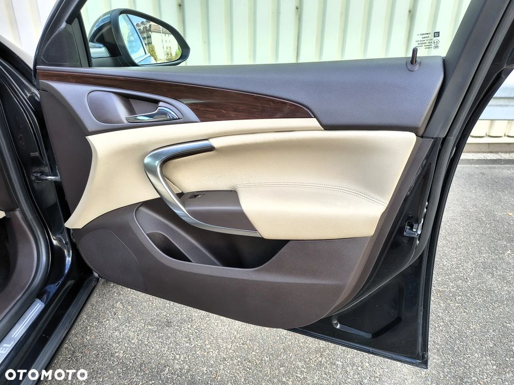 Opel Insignia 2.0 T Sport - 25