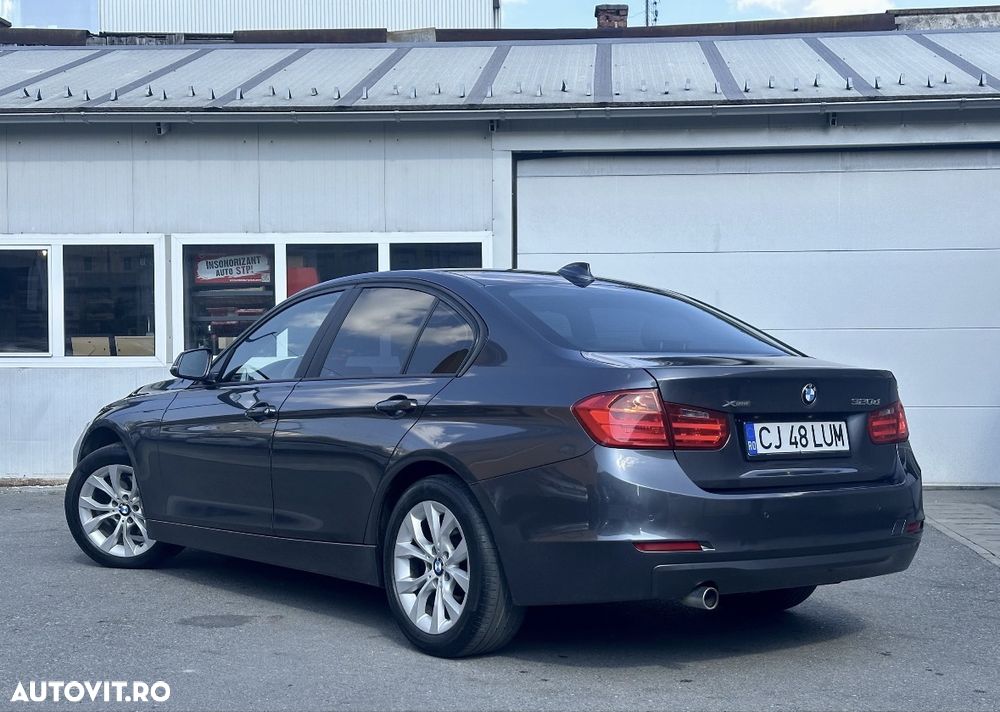 BMW Seria 3 320d xDrive Aut. - 5