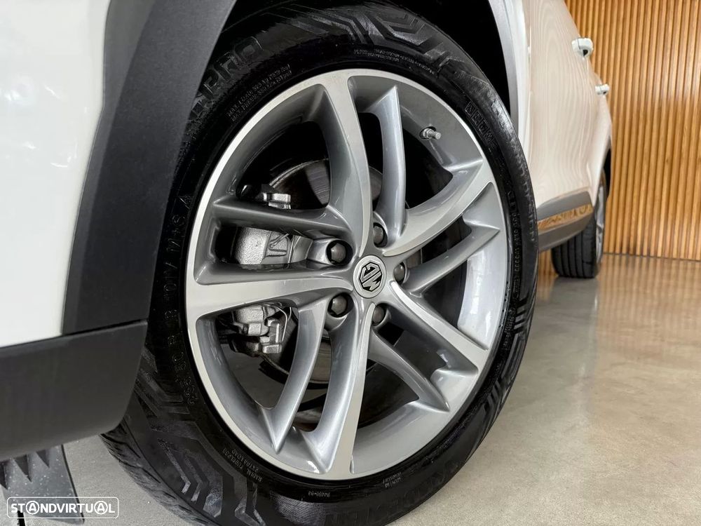 MG EHS 1.5 T-GDI Plug-in Hybrid Luxury - 5