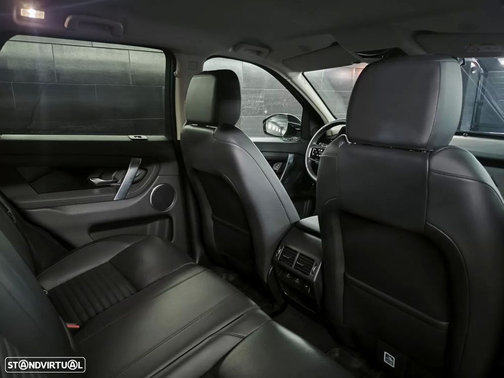 Land Rover Discovery Sport 1.5 I3 P300e AWD S - 28