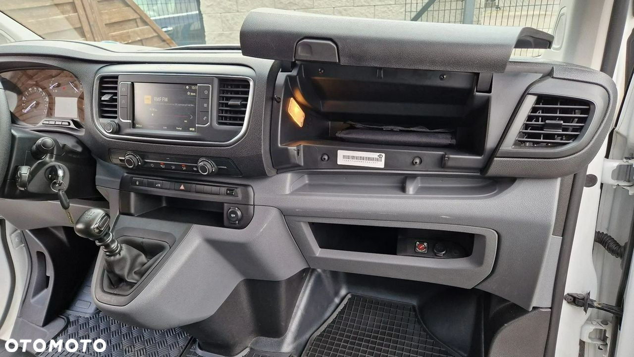 Opel Vivaro - 27