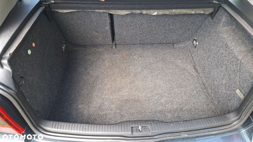 Volkswagen Golf 1.9 TDI Trendline - 7