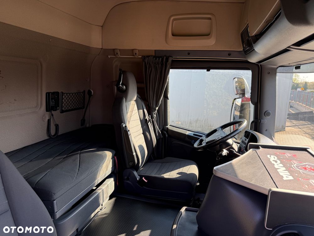 Scania - 28