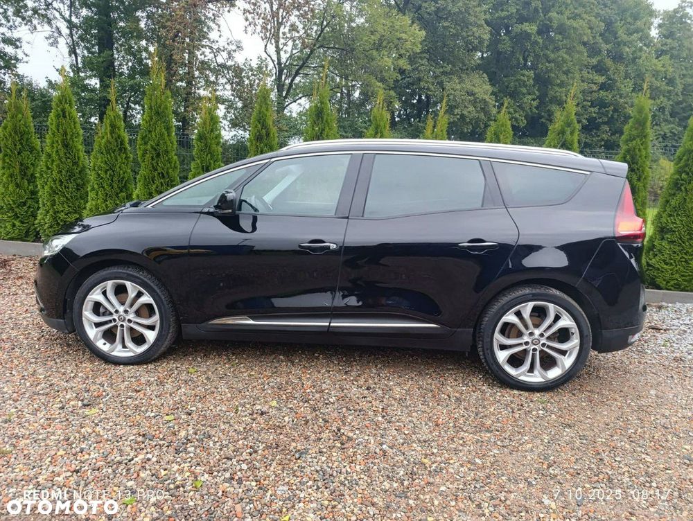 Renault Grand Scenic - 33