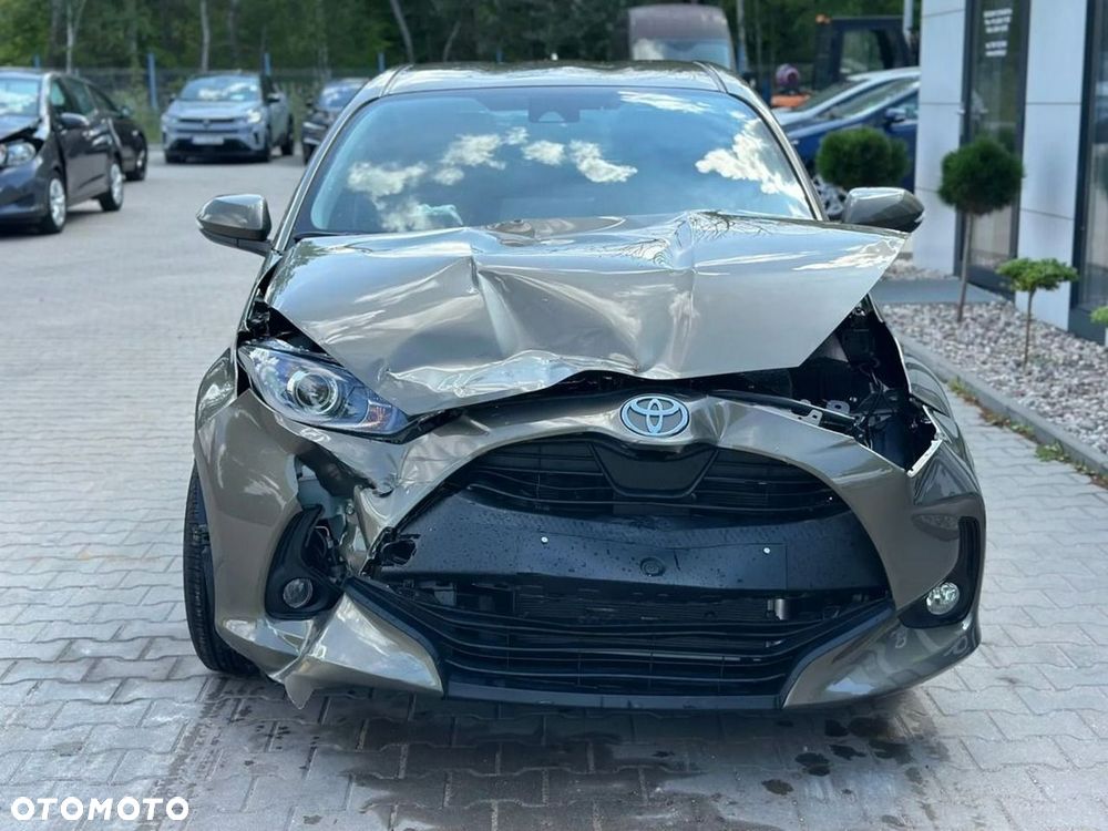 Toyota Yaris 1.5 Comfort - 2
