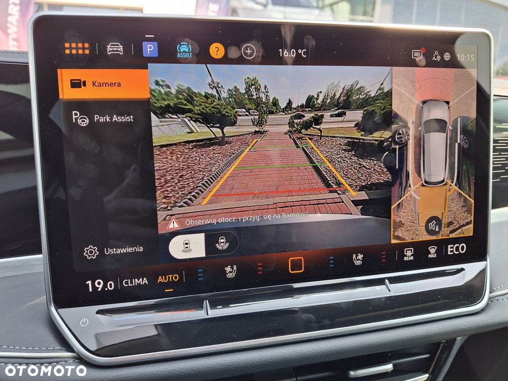 Volkswagen Passat - 24