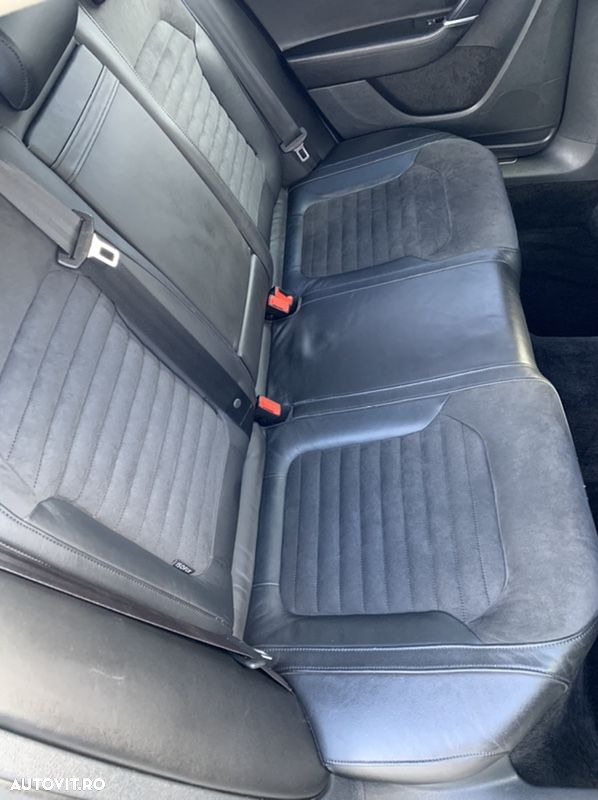 Volkswagen Passat Variant 1.4 TSI DSG BlueMotion Technology Highline - 25