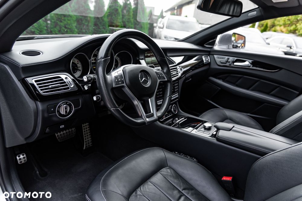 Mercedes-Benz CLS 350 CDI 4Matic 7G-TRONIC - 17