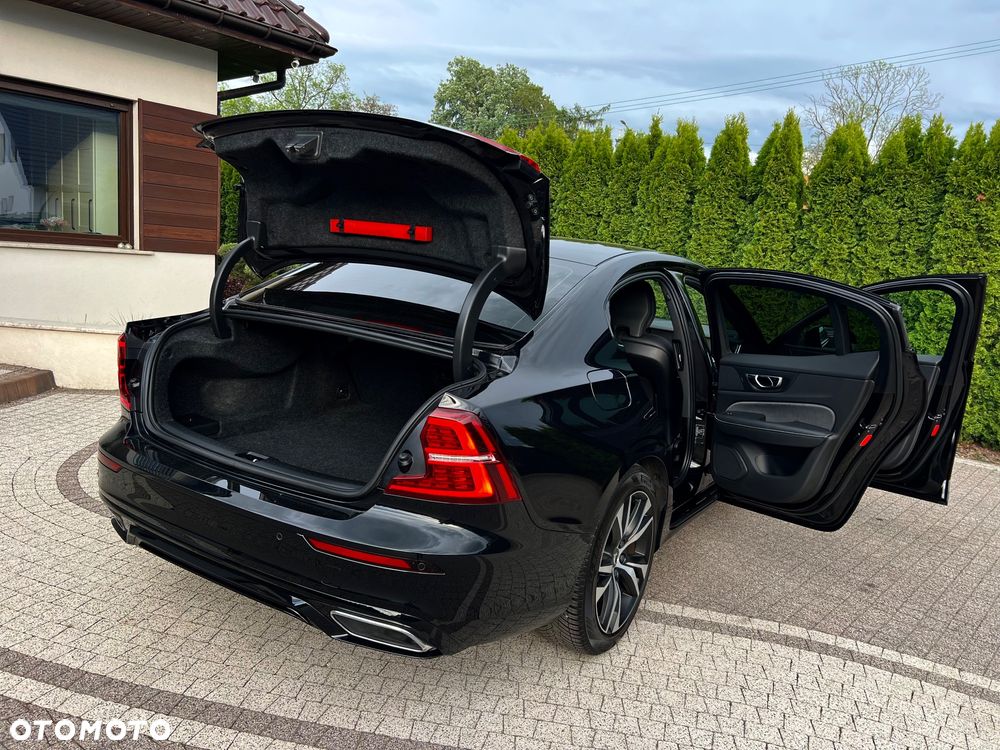 Volvo S60 B4 B R-Design - 25