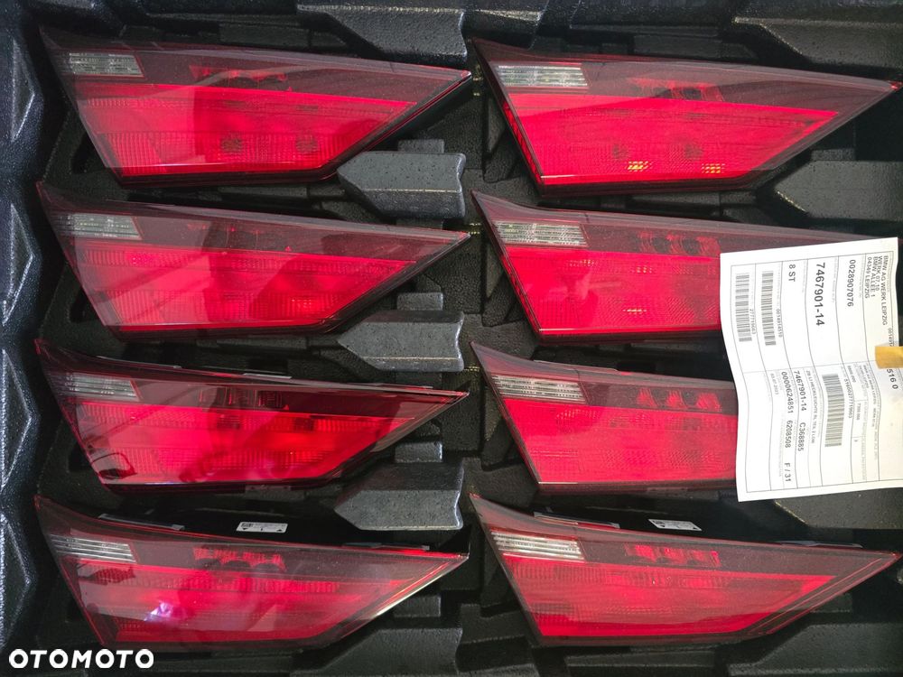 ORYGINALNA NOWA LAMPA PRAWA TYLNA BAGAŻNIKA BMW F40 7467902 - 8