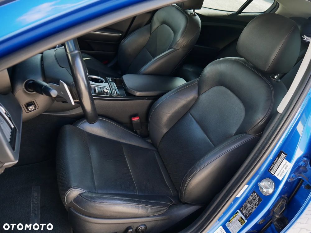 Kia Stinger 2.0 T-GDI GT Line - 26