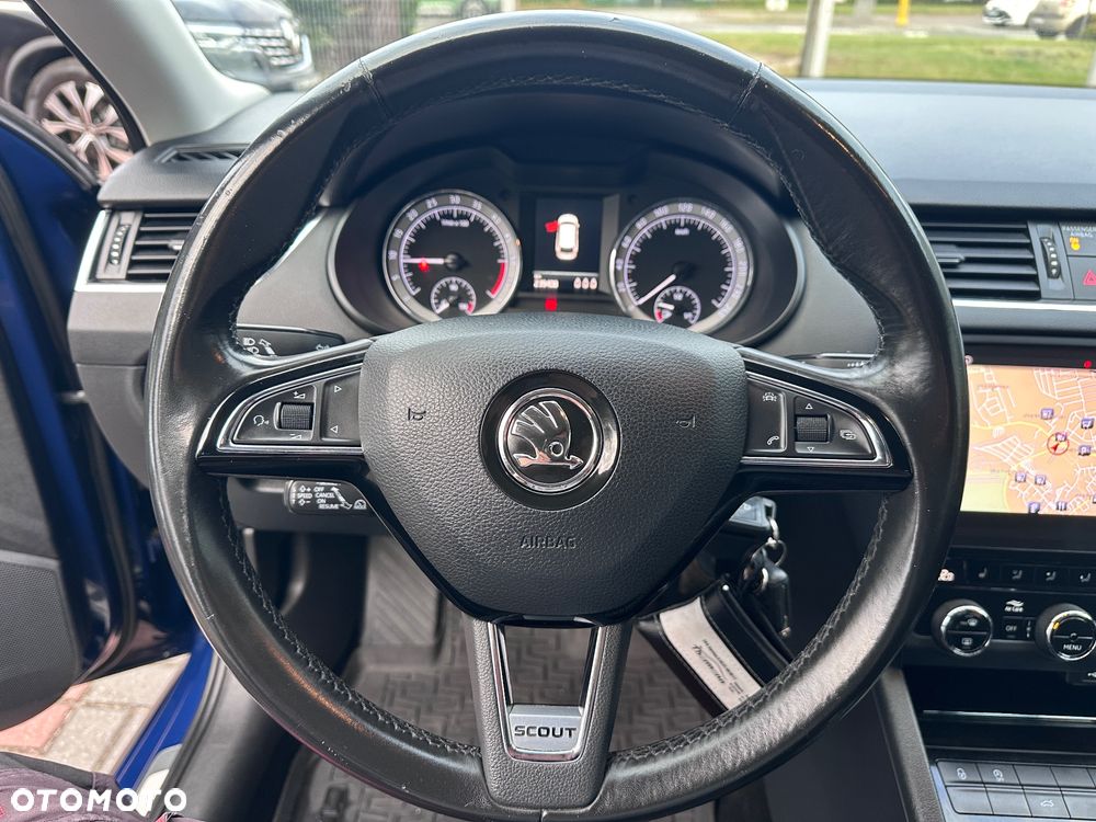 Skoda Octavia 2.0 TDI 4x4 Scout - 9