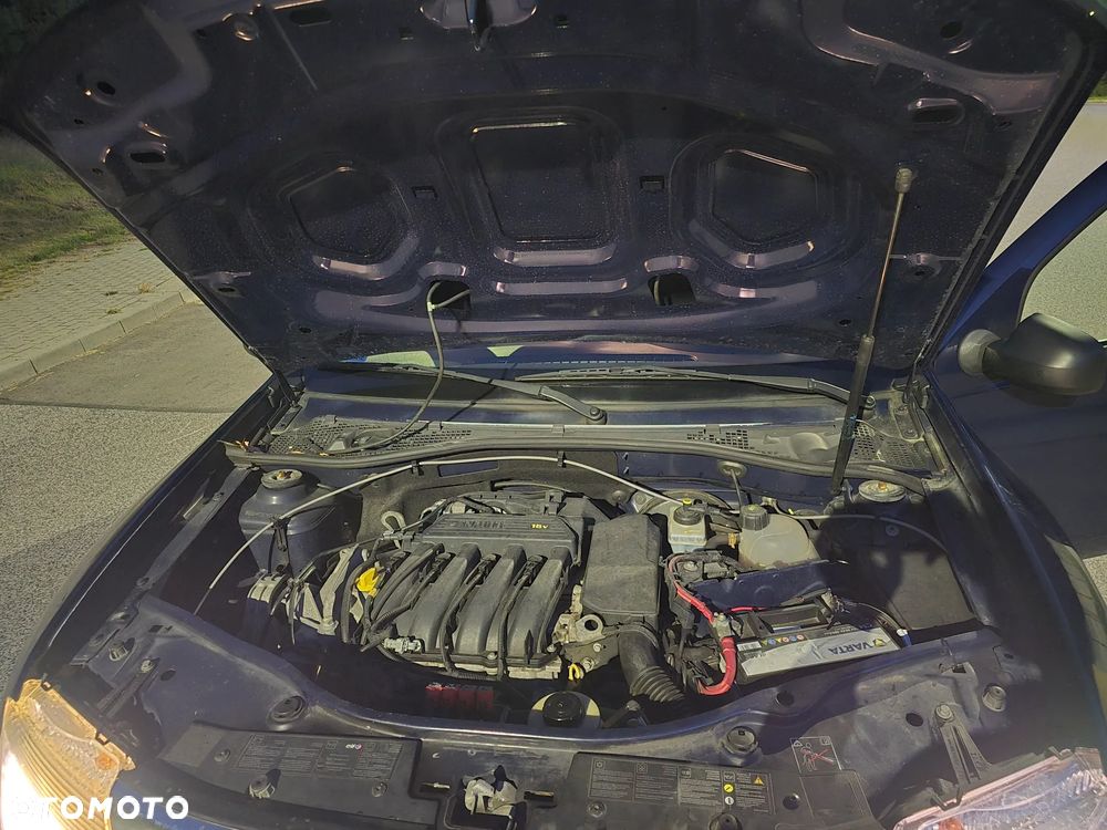 Dacia Duster 1.6 - 14