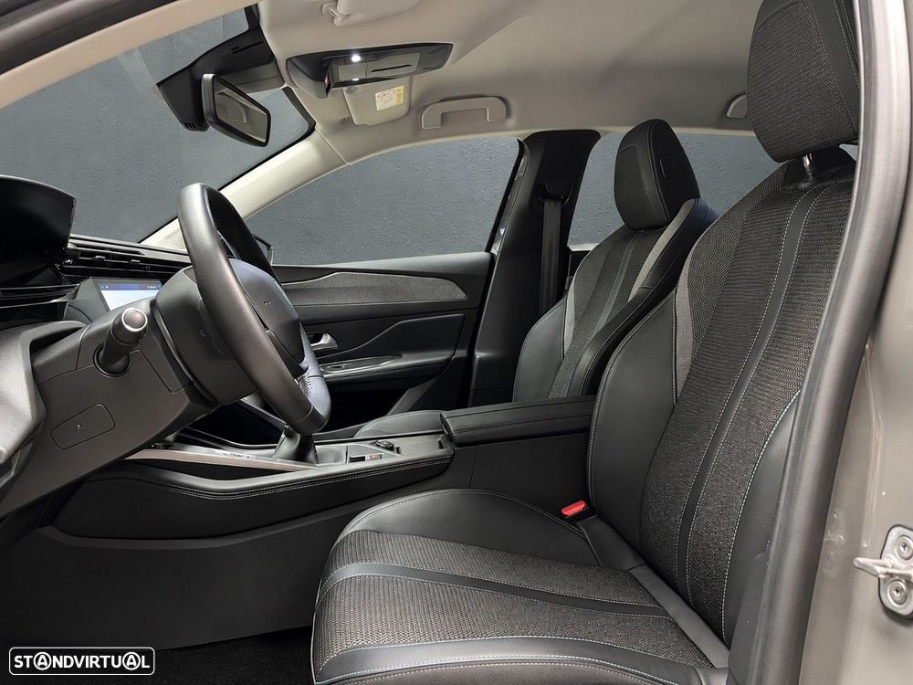 Peugeot 308 SW 1.2 PureTech Allure - 15
