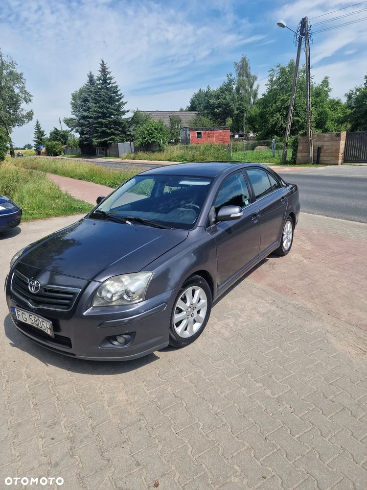 Toyota Avensis 1.8 VVT-i Sol - 15