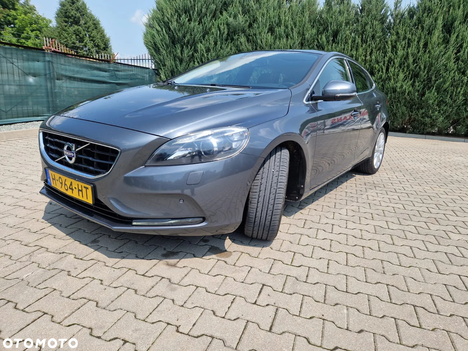 Volvo V40 D2 Summum - 3
