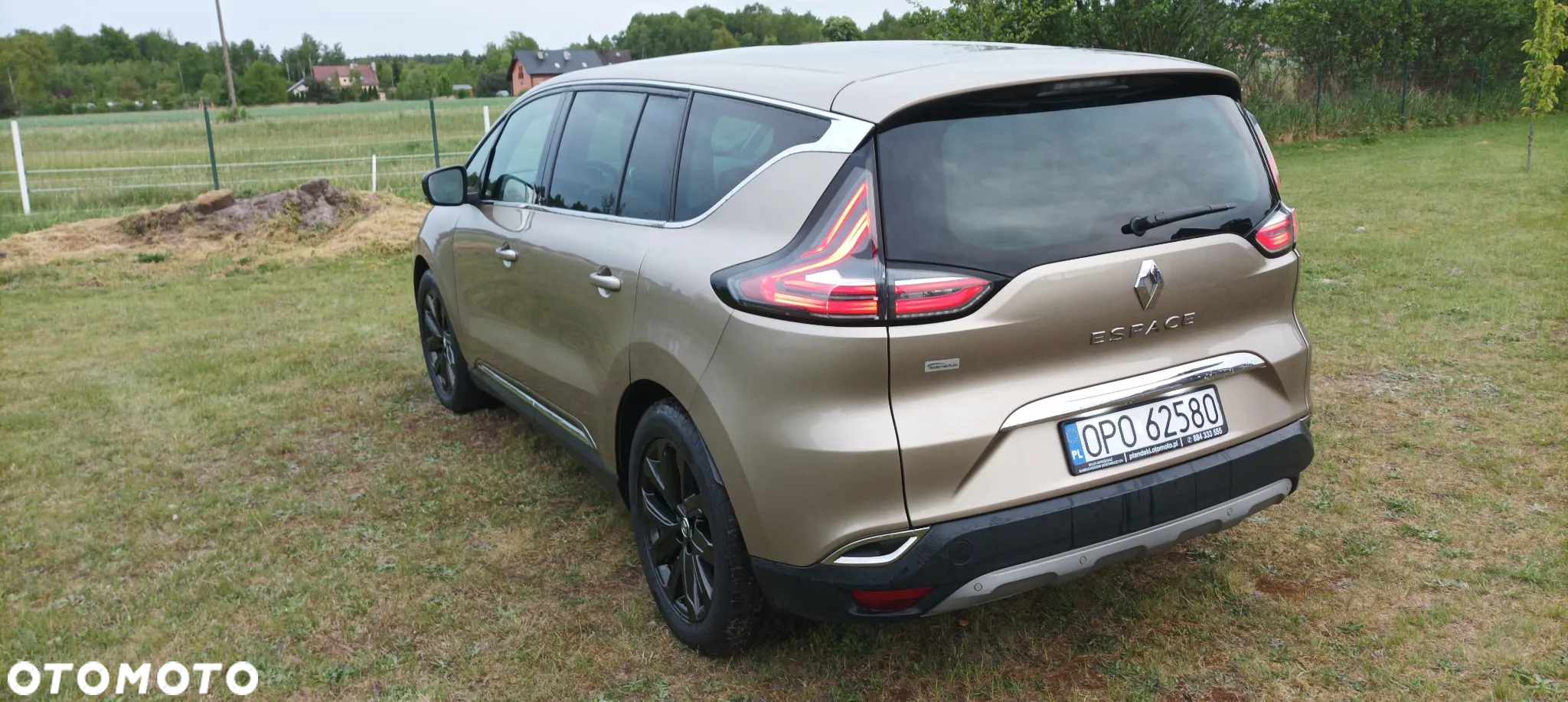 Renault Espace 1.6 dCi Energy Initiale Paris EDC 7os - 5
