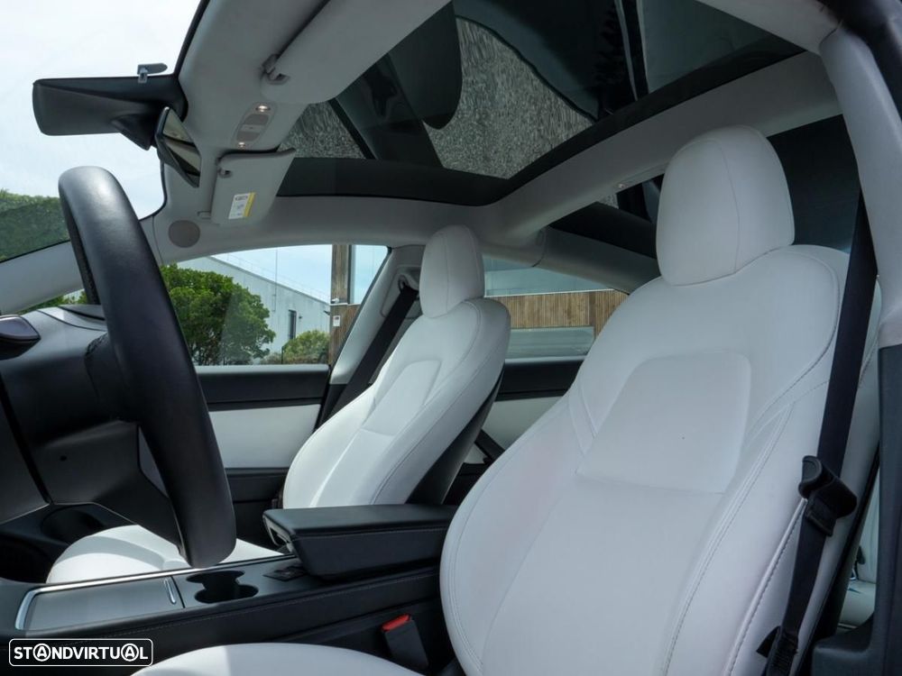 Tesla Model 3 Long-Range Dual Motor AWD - 23