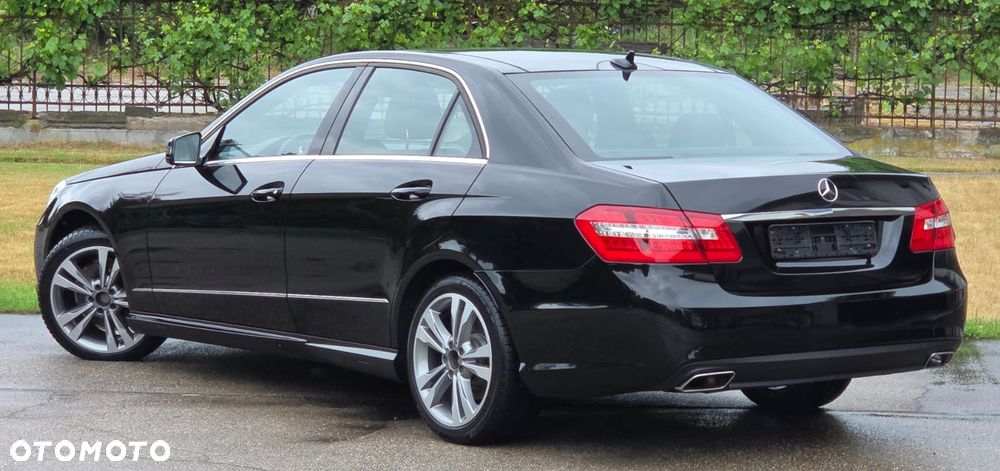 Mercedes-Benz Klasa E 350 CDI DPF BlueEFFICIENCY 7G-TRONIC Avantgarde - 9