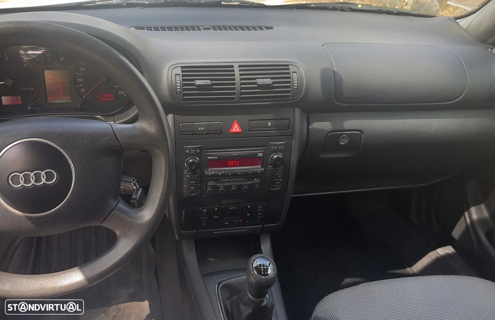 Audi A3 1.9 TDI Attraction - 9