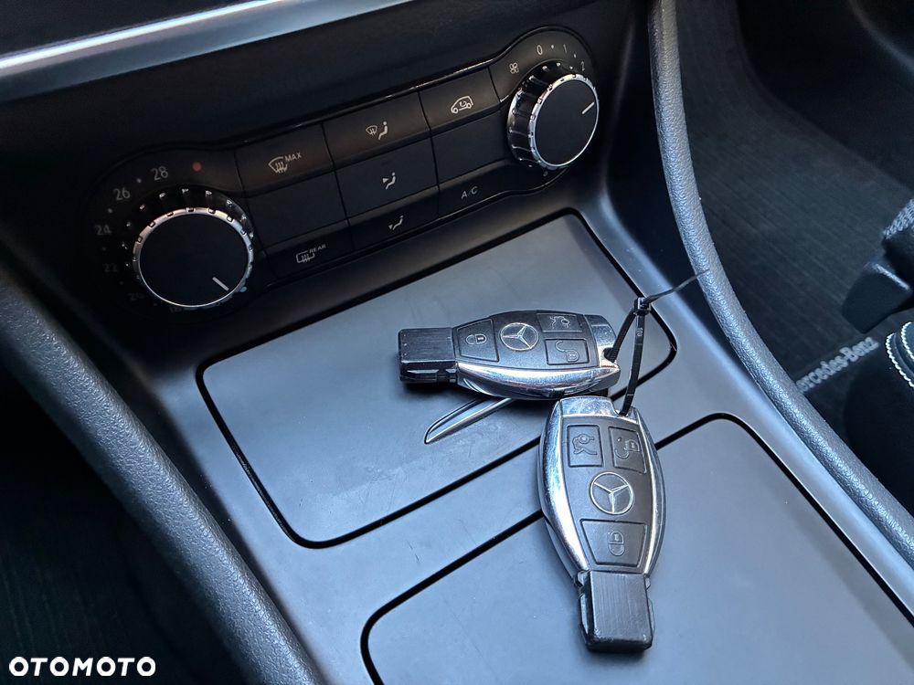 Mercedes-Benz CLA - 18