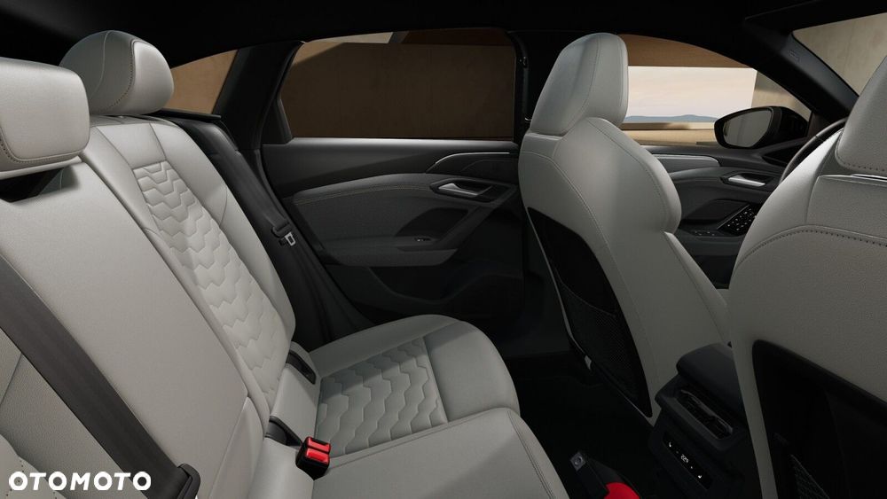 Audi A6 Sportback e-tron - 12