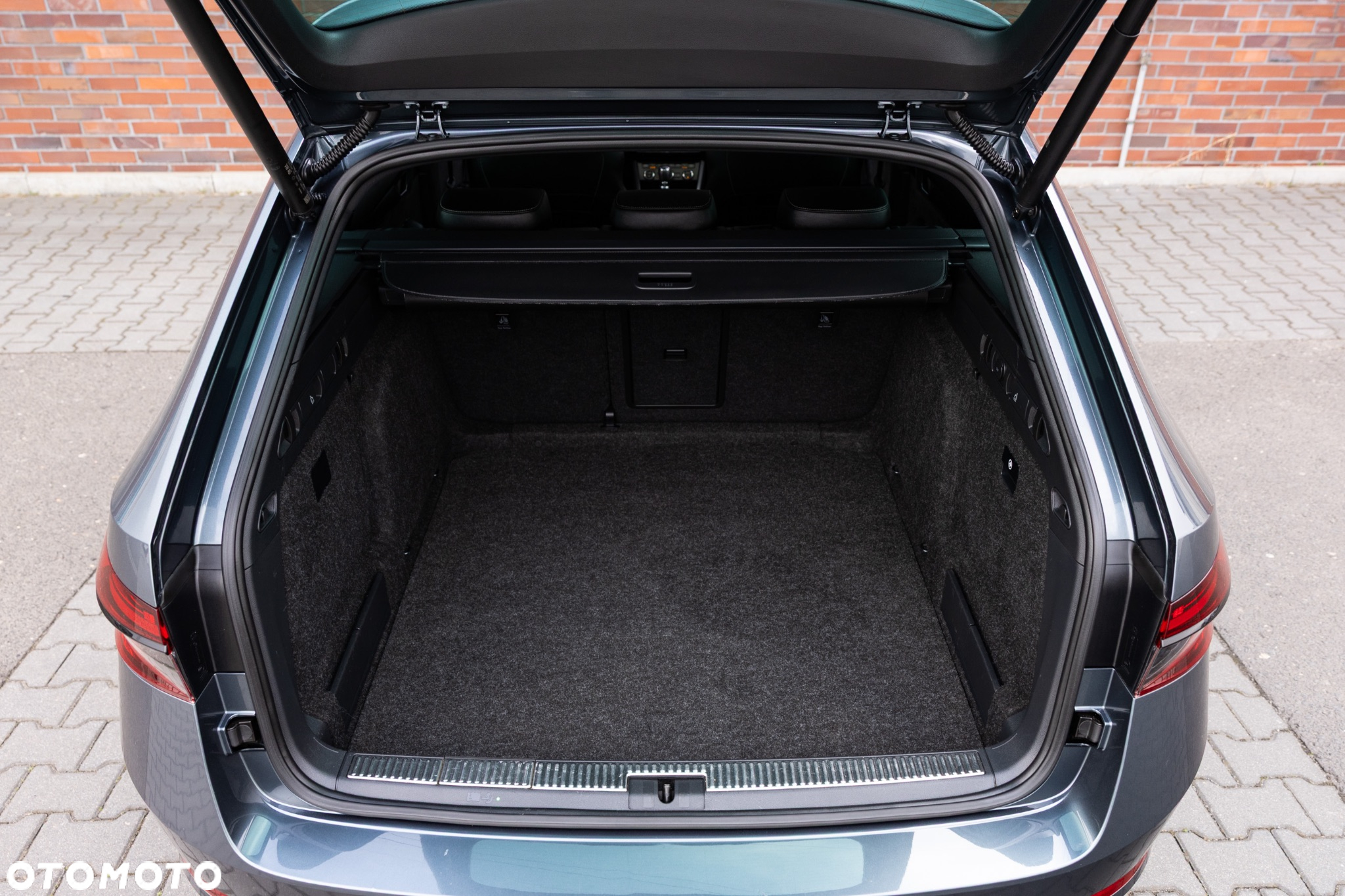 Skoda Superb 2.0 TDI DSG Sportline - 41