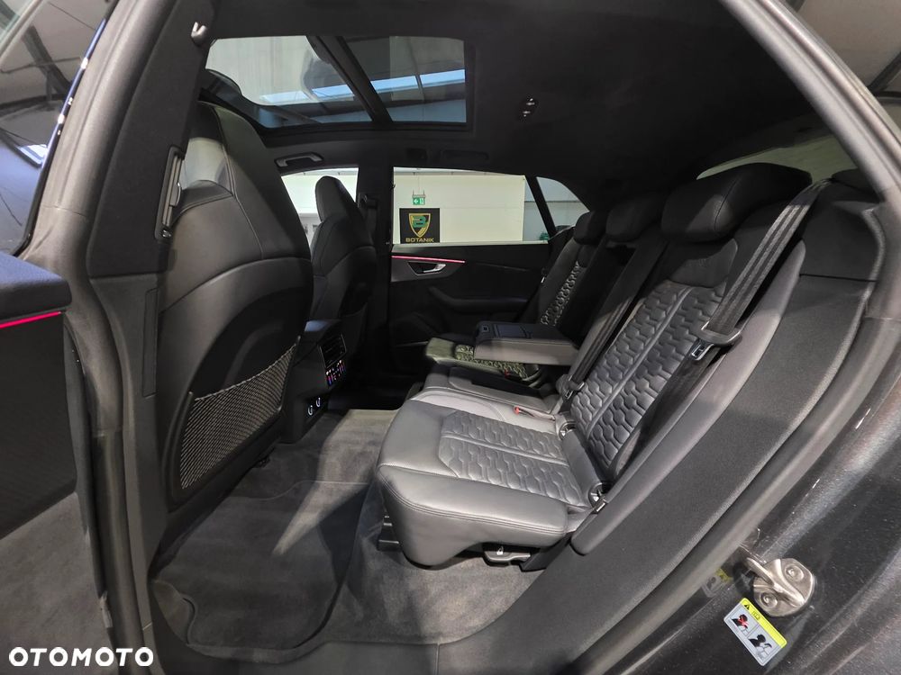 Audi RS Q8 - 16