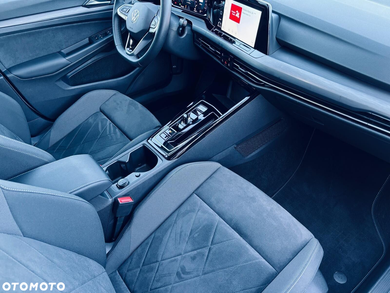 Volkswagen Golf - 18