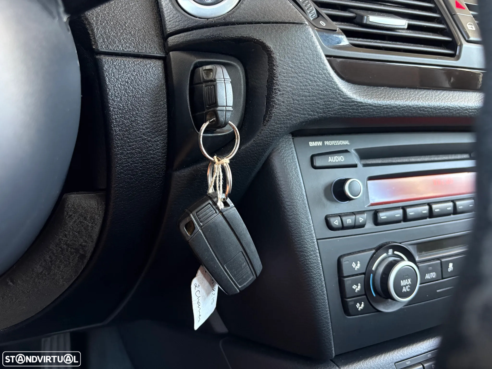 BMW X1 16 d sDrive xLine - 19