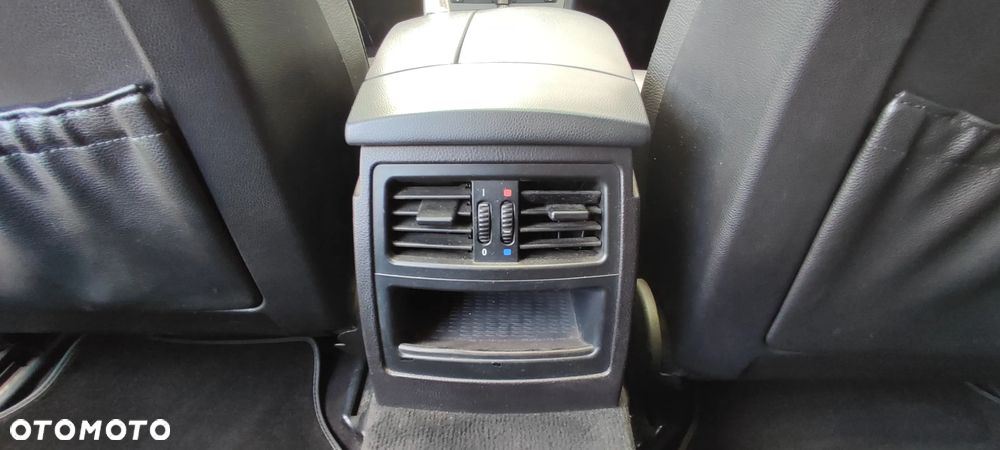 BMW Seria 5 - 25