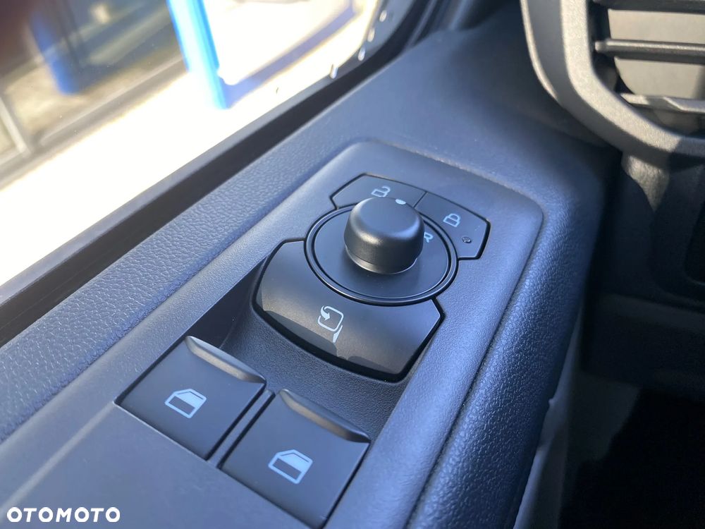 Ford Transit Custom - 20