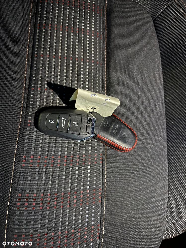 Peugeot 308 BlueHDi 130 EAT8 Stop & Start GT - 30