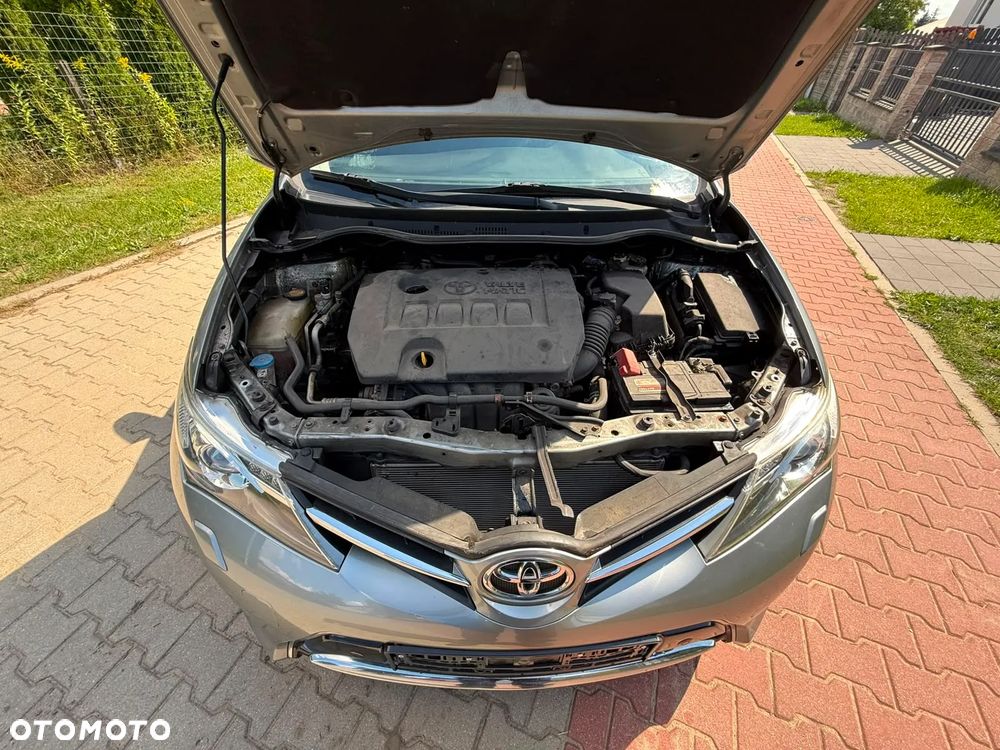 Toyota Auris - 21