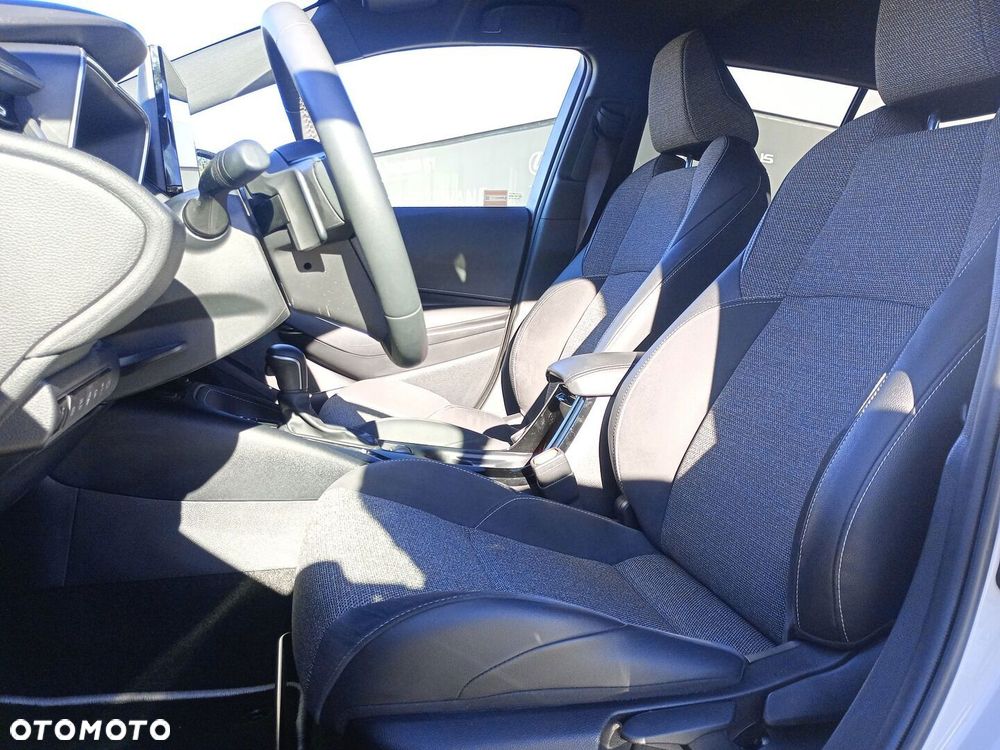 Toyota Corolla - 14