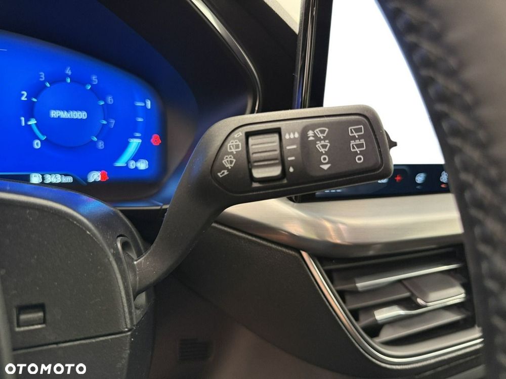 Ford Focus - 25