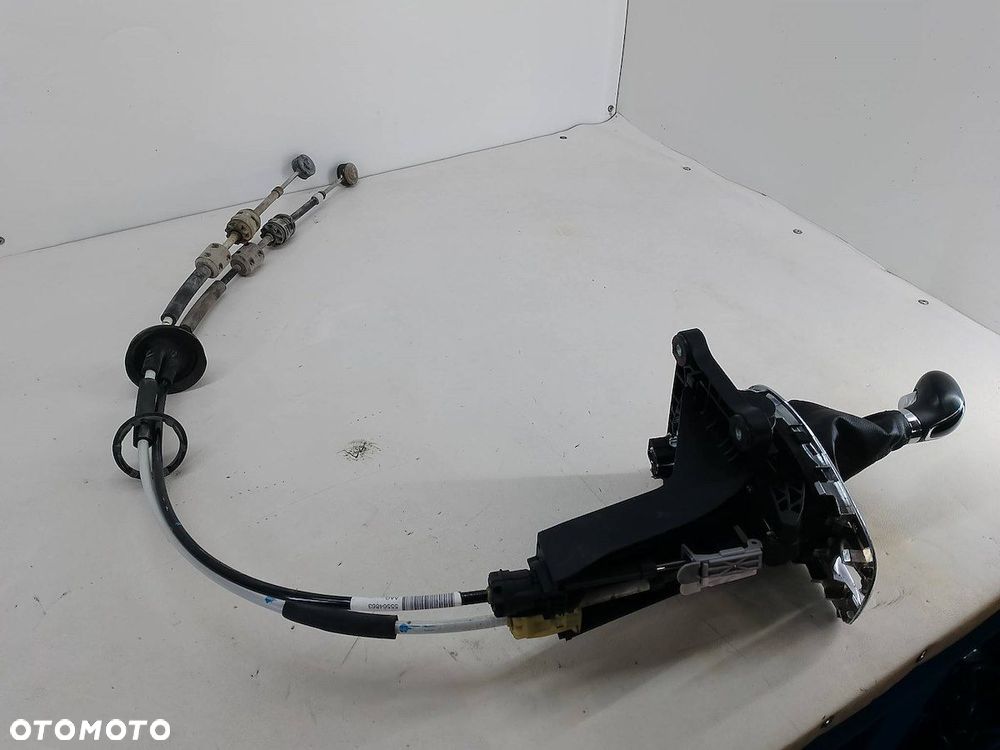 LEWAREK ZMIANY BIEGÓW LINKI OPEL MERIVA B 8126300201 8126300101 1.4 16V - 1
