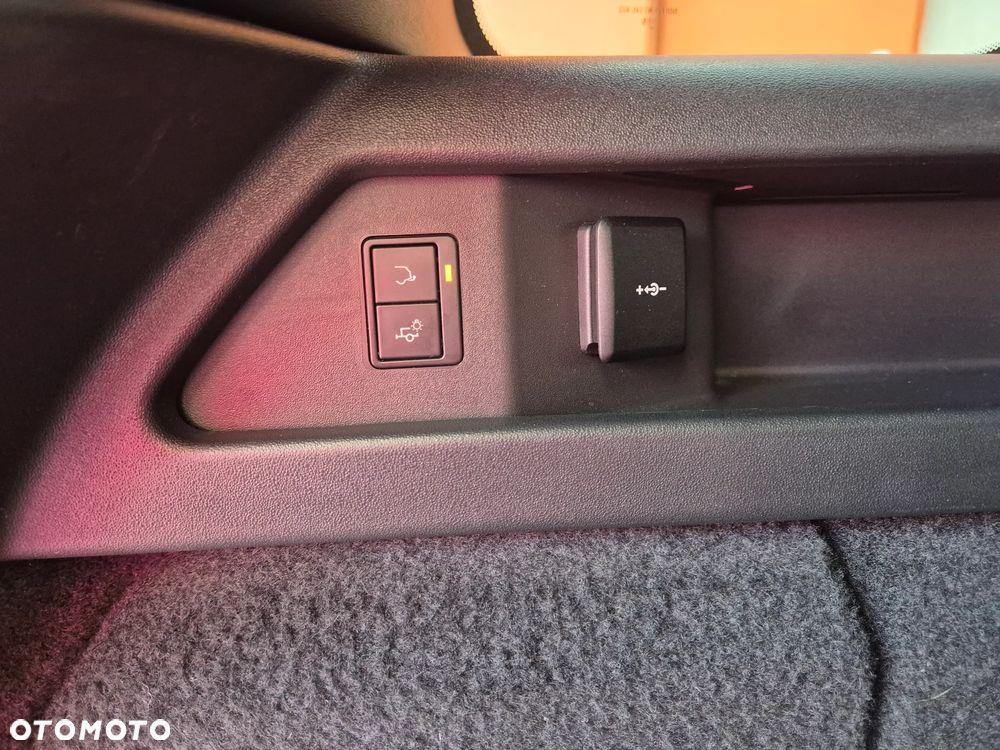 Land Rover Discovery Sport D150 - 15