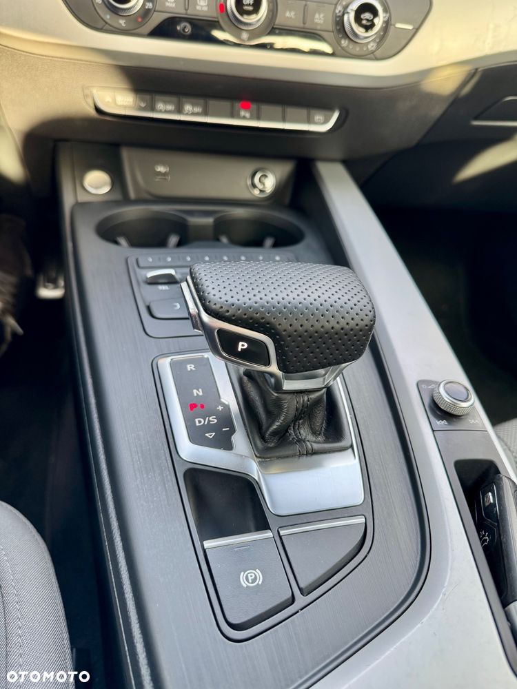 Audi A4 Avant 35 TDI S tronic - 16