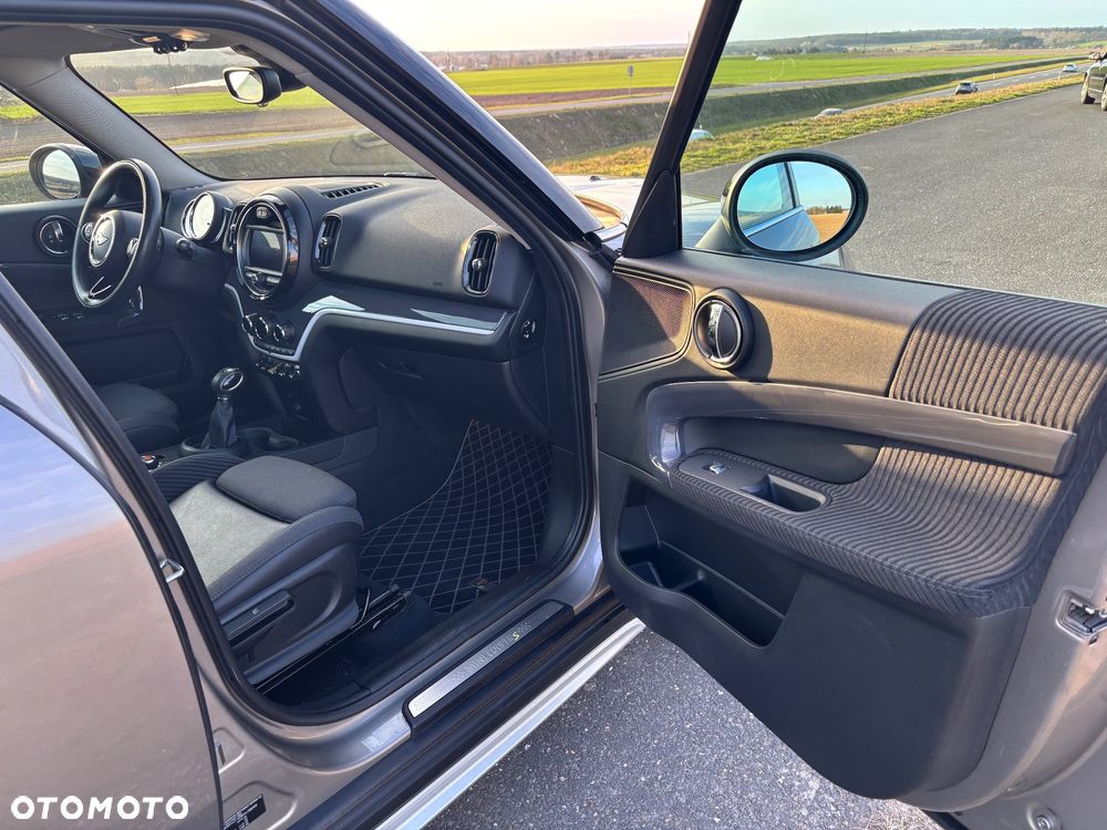MINI Countryman Cooper ALL4 Trim - 21