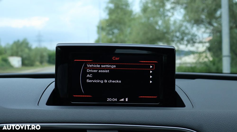 Audi Q3 2.0 TDI Quattro S tronic - 27