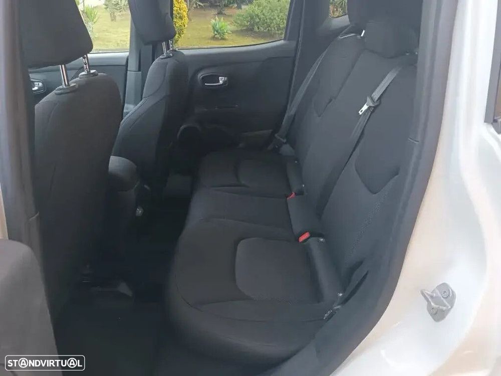 Jeep Renegade 1.0 T Orange Edition - 24