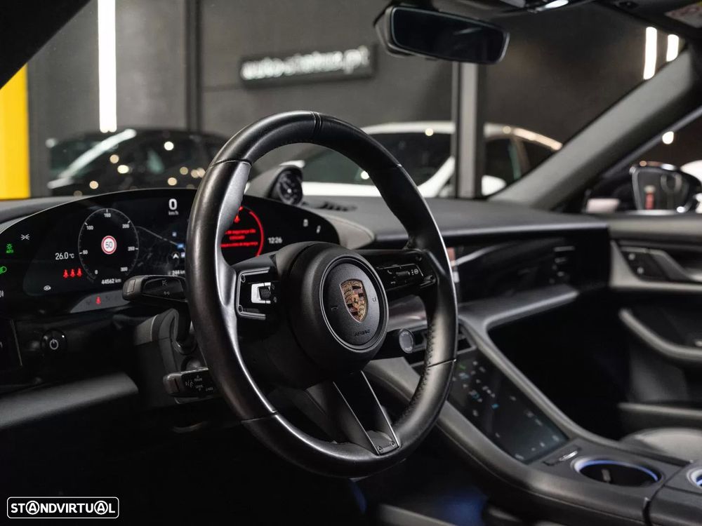 Porsche Taycan Bateria Performance Plus - 10