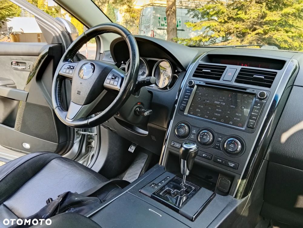 Mazda CX-9 3.7 V6 - 8
