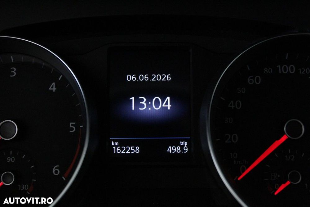 Volkswagen Passat - 18